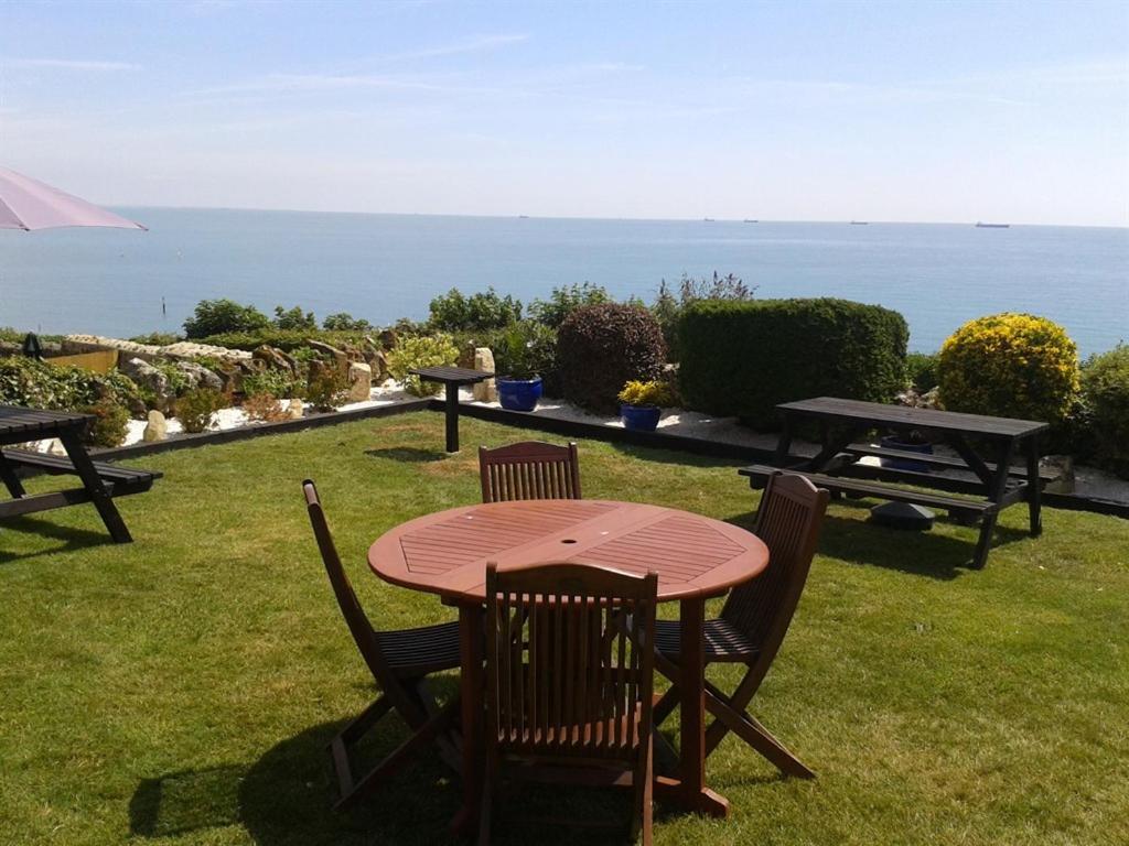 The Cliff Hall Shanklin Buitenkant foto